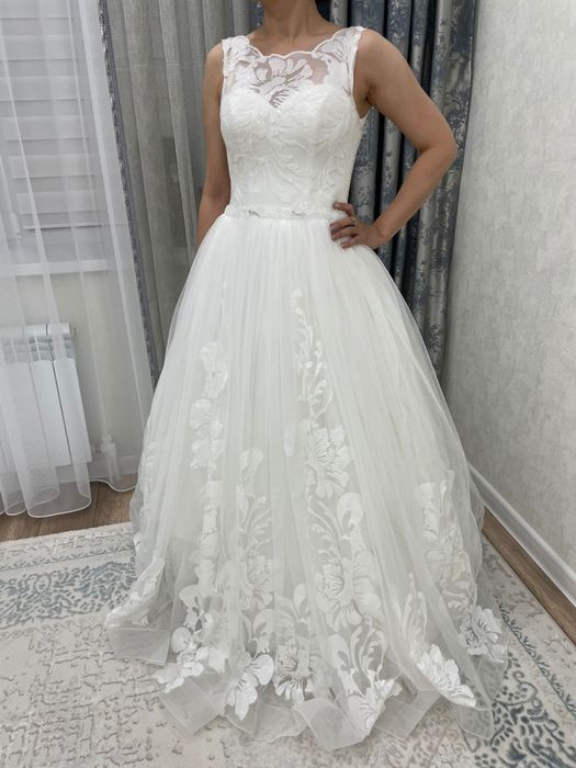 Продам свадебное платье