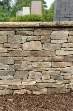 Vand piatra naturala, pregatita pentru constructie
