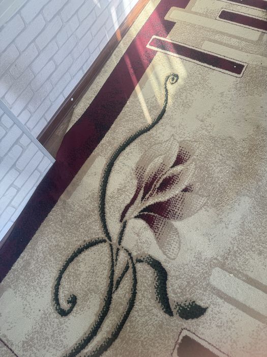 Продоеться ковры 3 штук