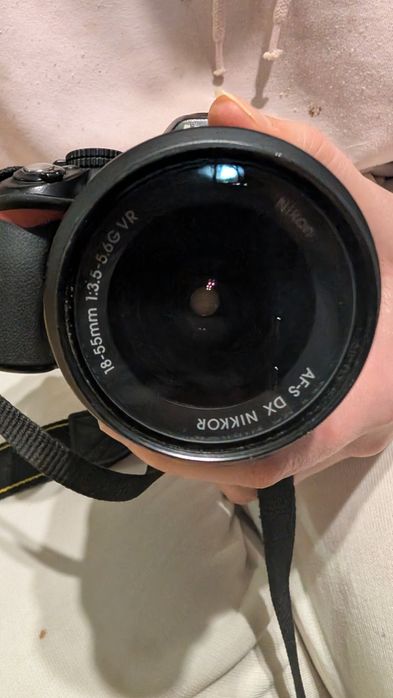 Aparat foto DSLR Nikon D3100