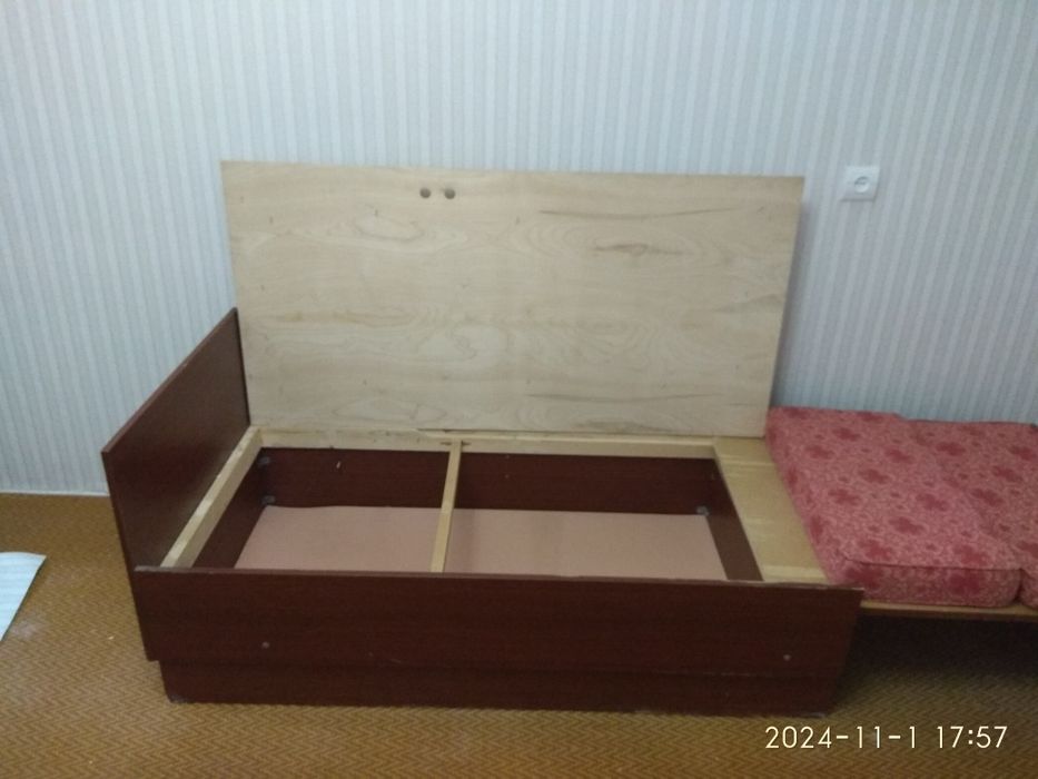 Продам детский диван