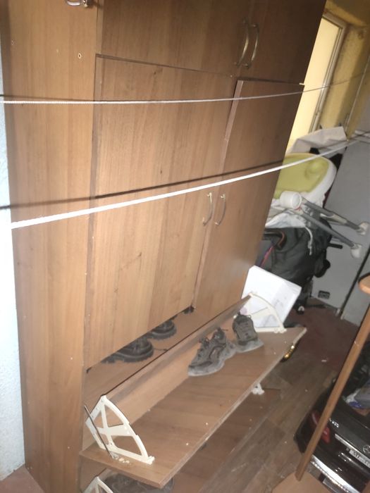 Продается Шкаф обувница