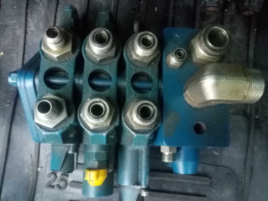 Гидрораспределитель