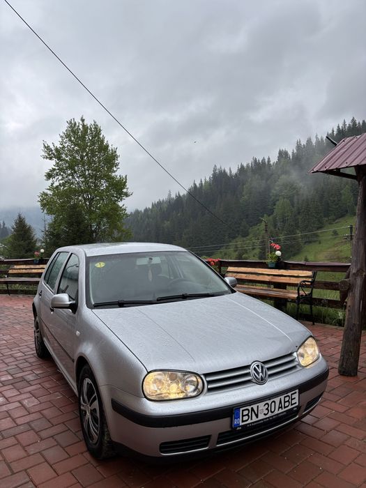 Vand golf 4 cu acte in regula