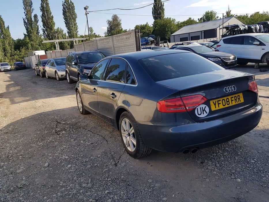 Capota fata / Aripa stanga fata/ Trager / Radiator AC / Radiator Apa/ Intercooler/ Electroventilator Audi A4 B8 2.0 TDI