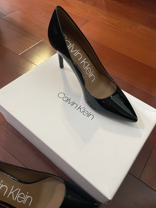 Дамски обувки на ток Calvin Klein нови