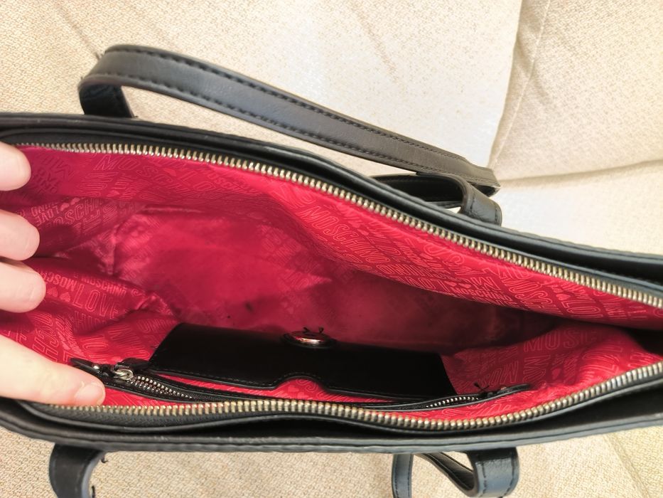 Черна чанта Moschino