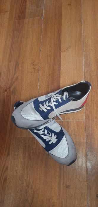 Încălțăminte de vanzare