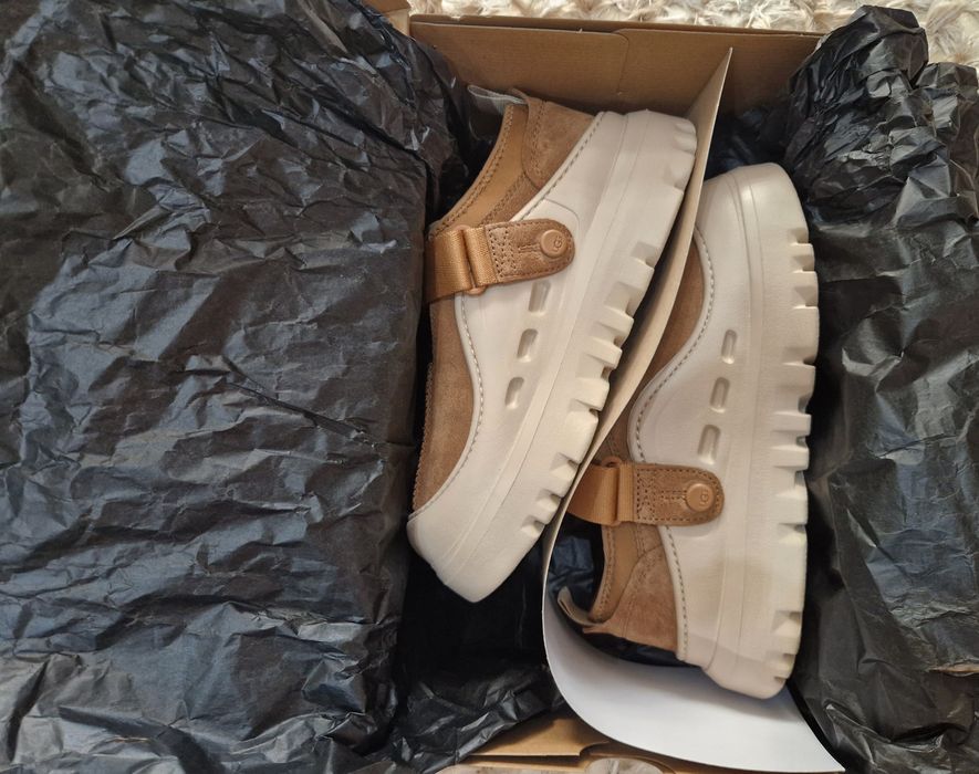 Preț redus ! UGG bărbați noi mărimea 41
