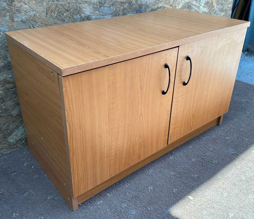 Comoda cu 2 usi; Pantofar; Mic Dulap cu spatiu de depozitare