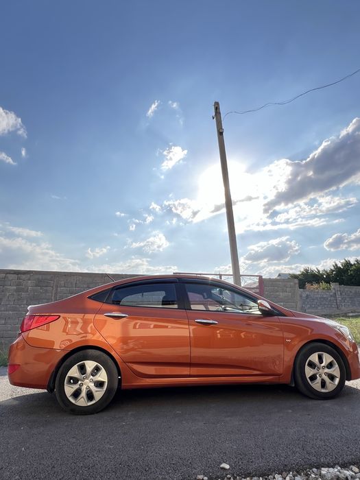 Продается Hyundai accent 2014год