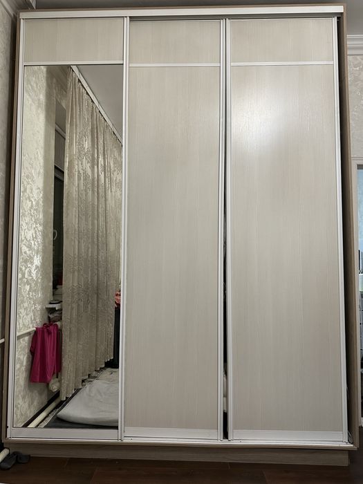 Продается шкаф-купе