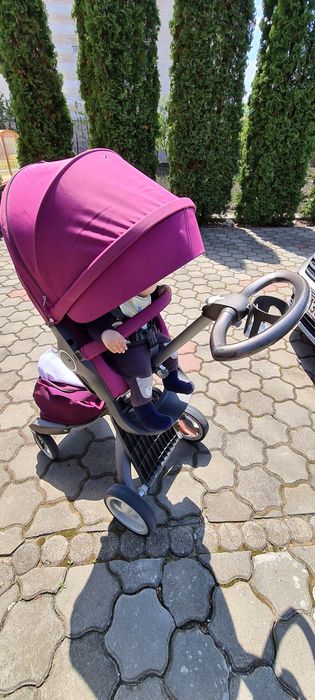 Urgent!!!Carucior stokke v4 mov