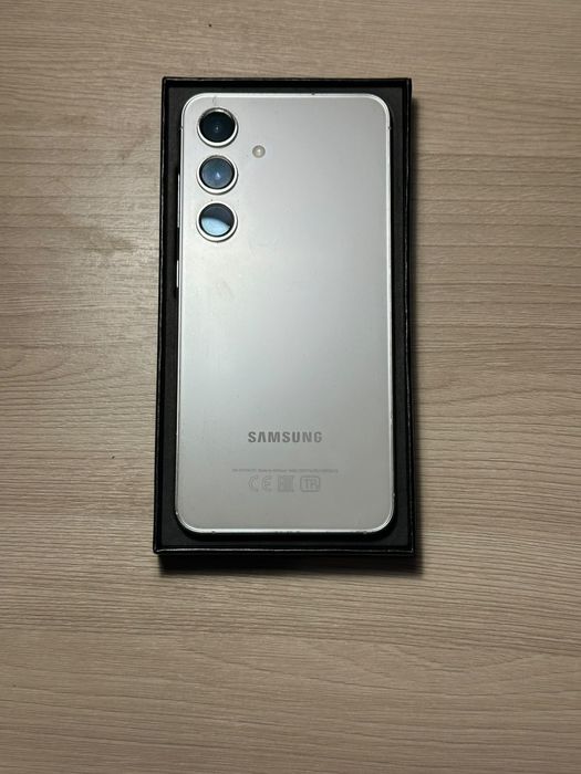 Обменяю самсунг с24 белый, samsung s24 white 128gb