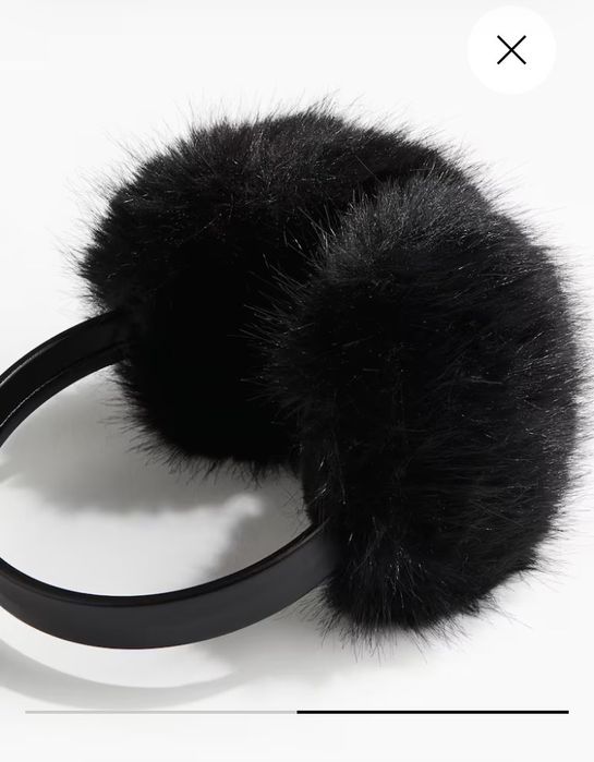 Черни пухкави наушници H&M