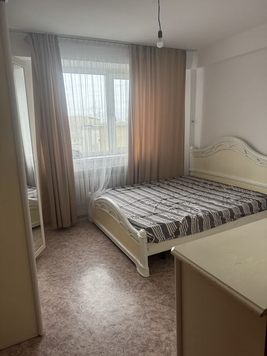 Продам кровать с тубочками.