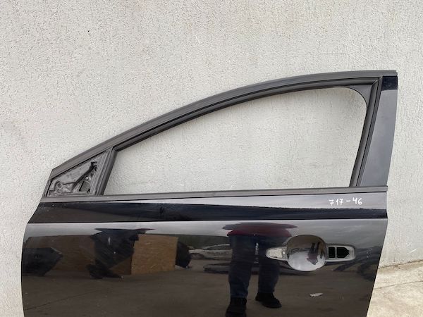 Usa stanga fata VOLVO V40 Cross Country 32321018