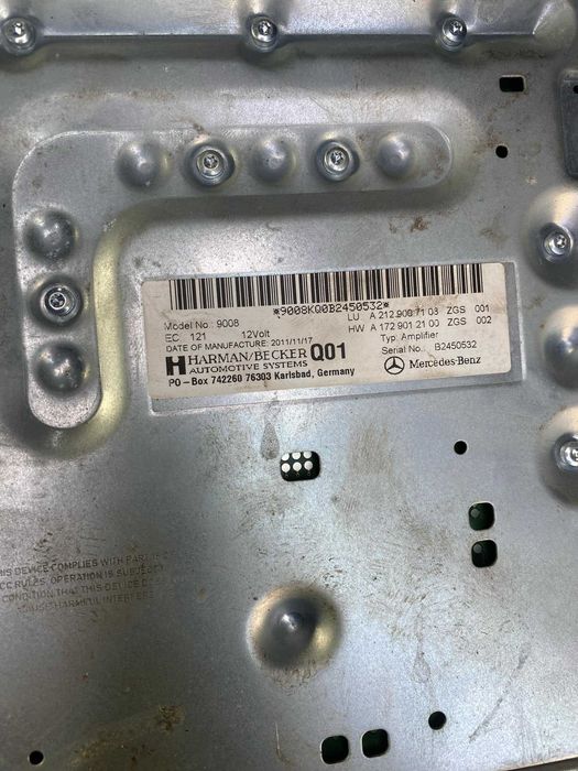 компютър mercedes w221 w218 5.5 i a 27890  уилвател harman kardon
