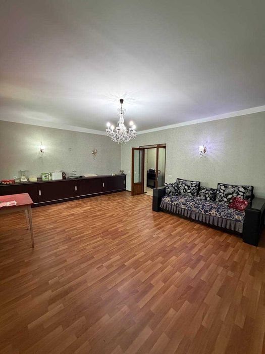 3-комнатная квартира 80 м², Ц-7, рядом с ЦУМ
