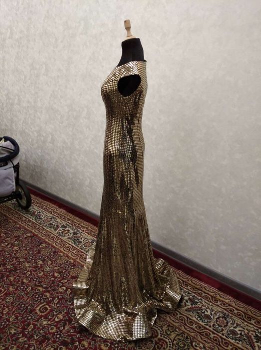 Продам длинное платье