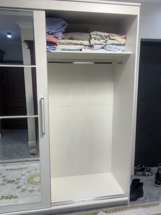 Продается шкаф в хорошем состоянии