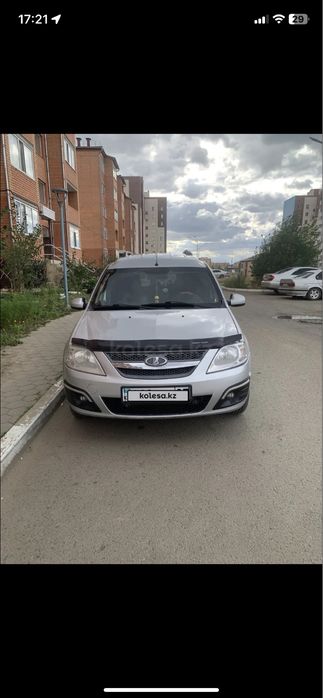 Lada largus 2015
