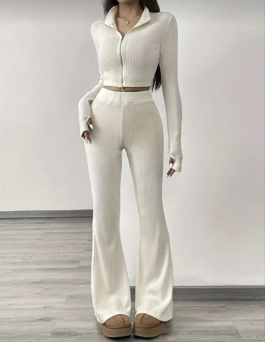 Двойка костюм новый