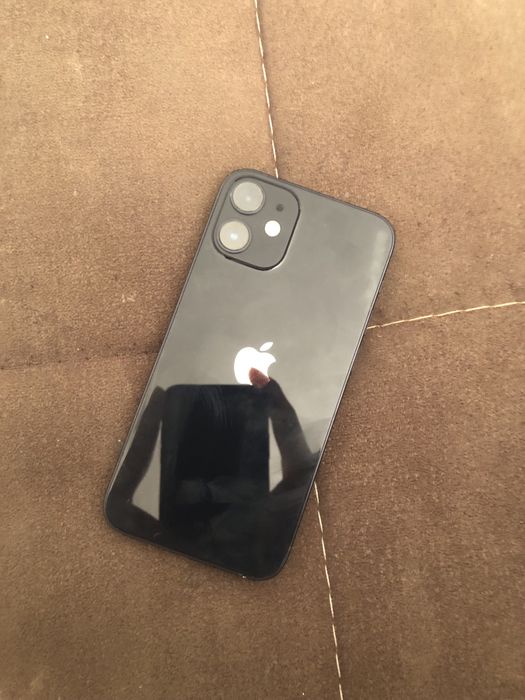Iphone 12 mini.