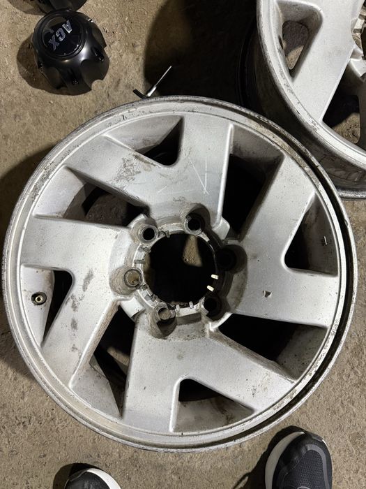 Диски r16 6*139,7
