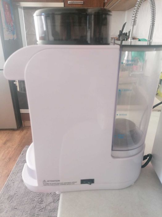 Easybaby GS-801 интелигентна машина за приготвяне на адаптирано мляко за бебета