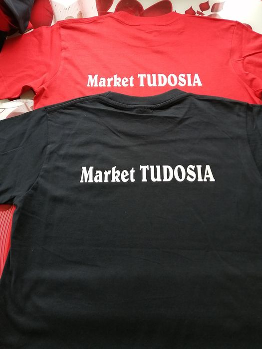 Tricouri personalizate