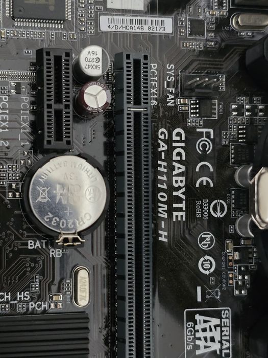 Материнская плата Gigabyte H110M-H с процессором