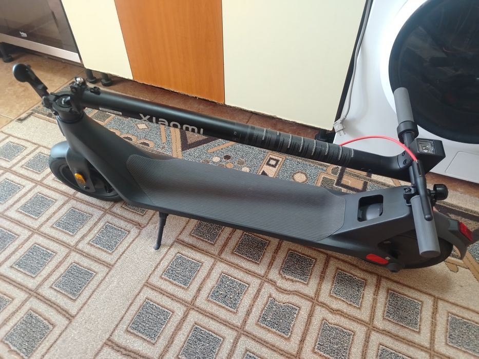 De vânzare trotineta electrica Xiaomi Electric Scooter 4 lite preț 850
