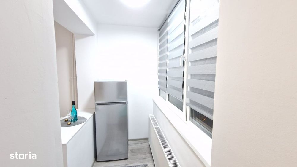 Inchiriere Garsoniera cocheta zona Coresi Tractorul