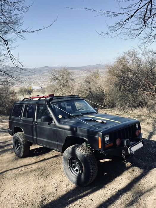 JEEP CHEROKEE XJ 1998 – 2.5 Diesel - 277000 KM - echipat offroad