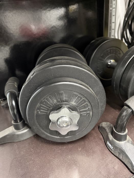 Vand banca fitness cu gantere si bara dreapta