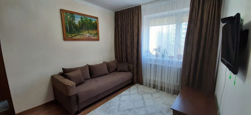 Продам шторы для зала или спальни