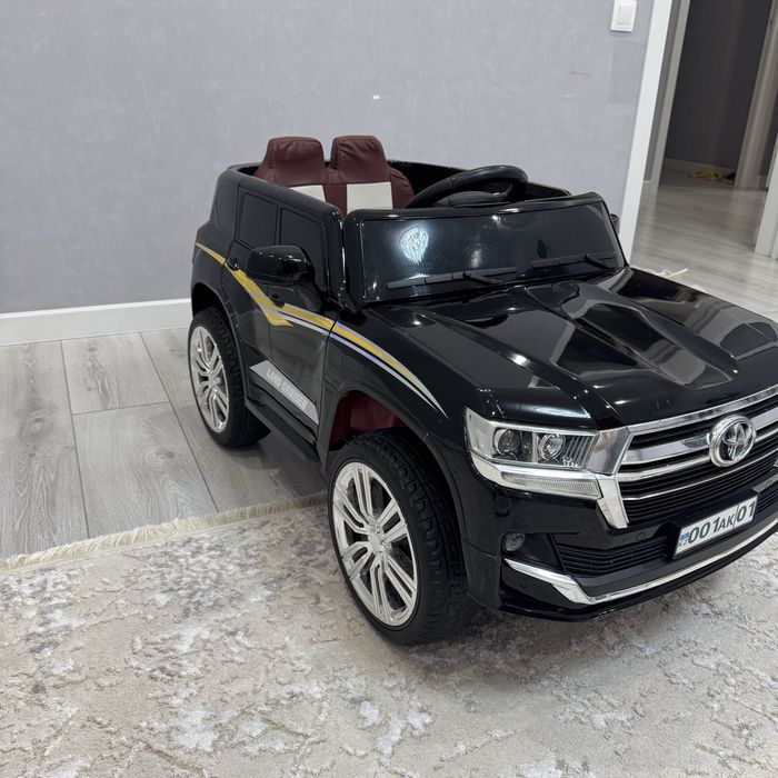 Машинка детская. Состояние отличное