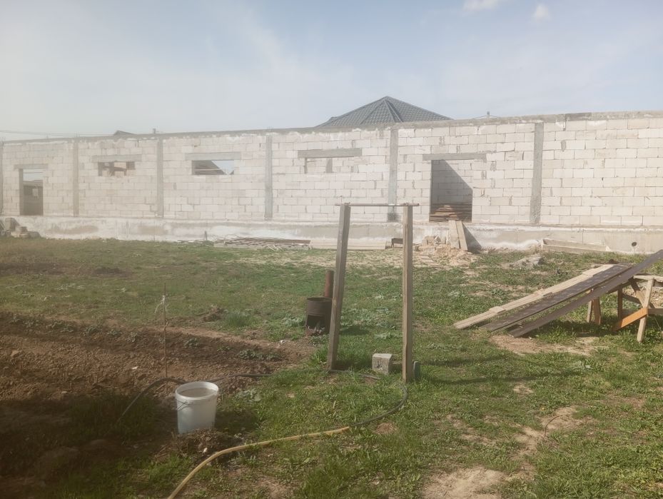 Продам здание  30 на 7.