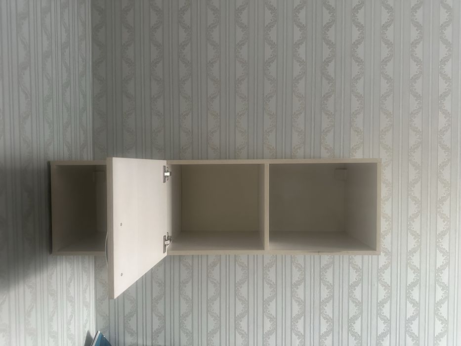 Продам полка навесная