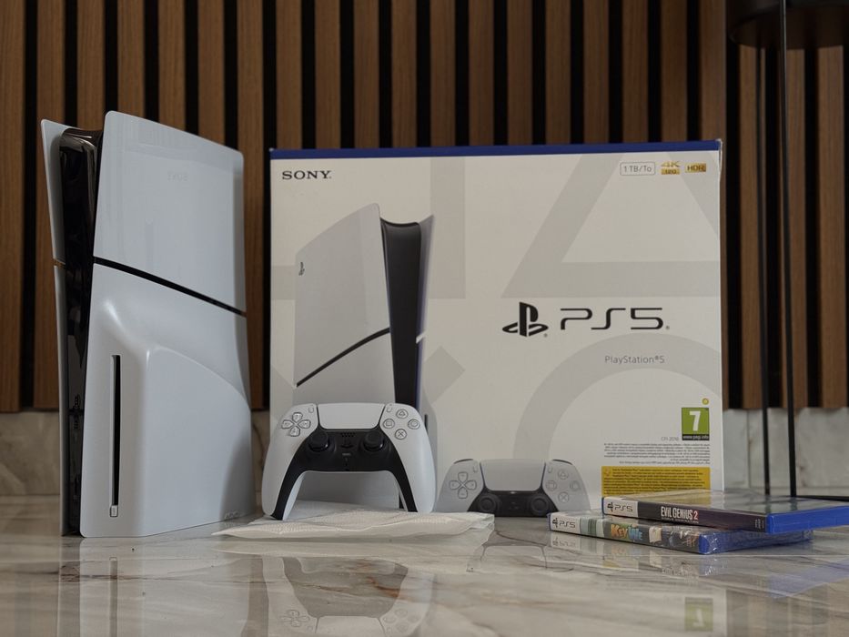 PlayStation 5 Slim (PS5) Disc Edition, 1Tb SSD, ca si nou!