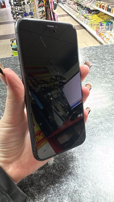 Iphone 11/64 черный
