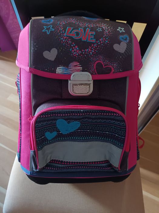 Раница за училище