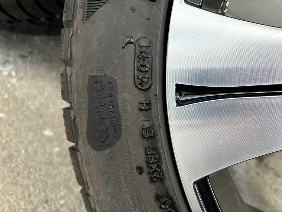 Джанти с гуми BMW 245 45 18