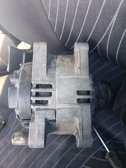 Алтернатор за Пежо