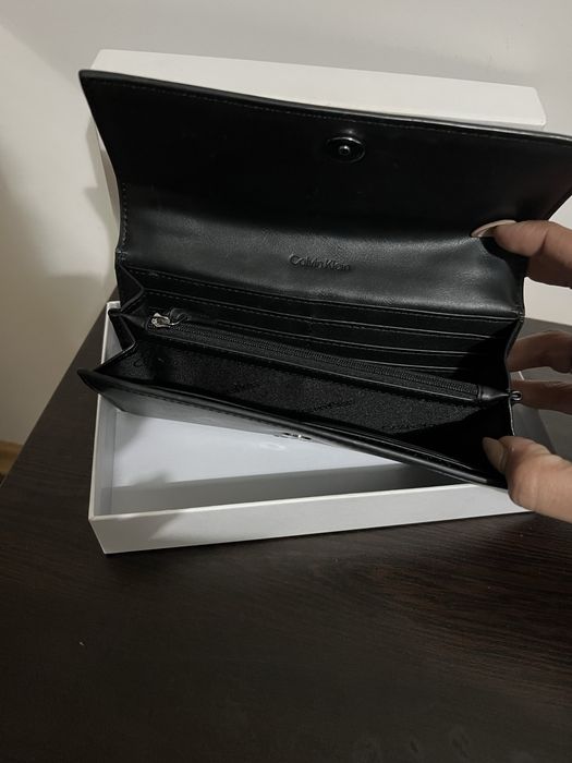 Дамско портмоне Calvin Klein