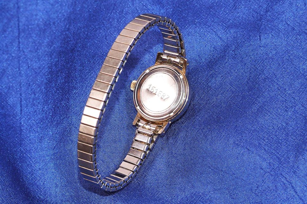Ceas SEKONDA mecanic, 17 rubine, carcasa si bratara inoxidabile, elegant, NOU