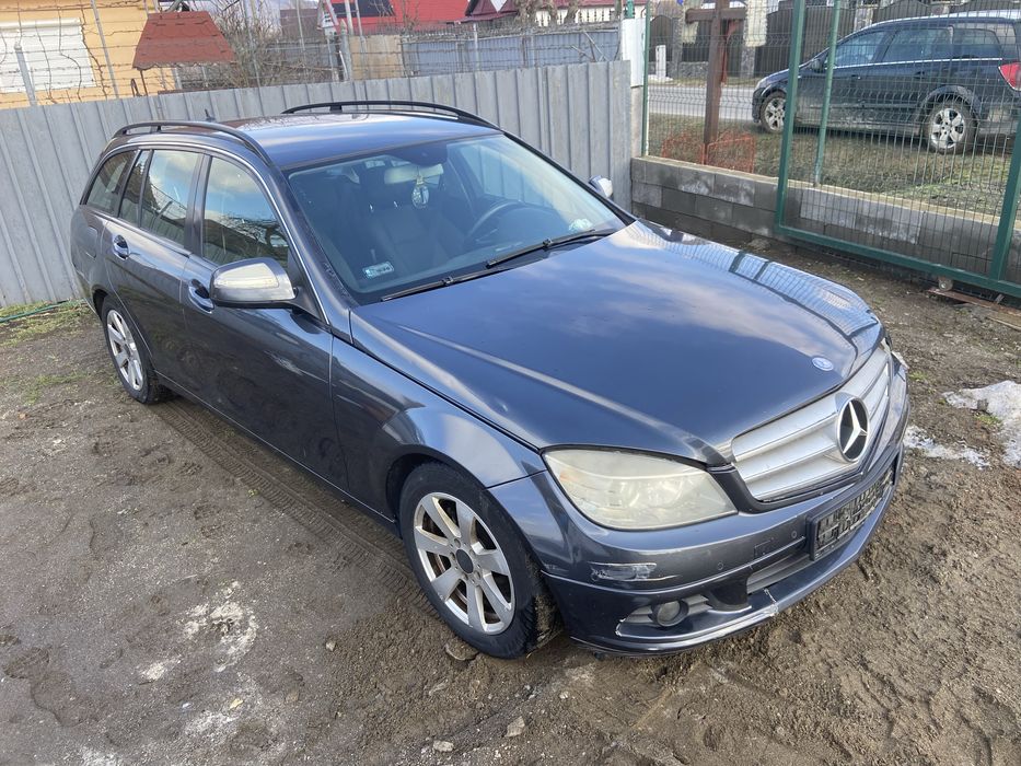 Motor Mercedes C class W204 C200 C220 CDI E class w211 2.2 CDI