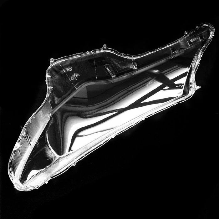 Стекло фары Toyota Rav4