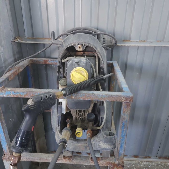 Продается аппарат для мойки автомобиль